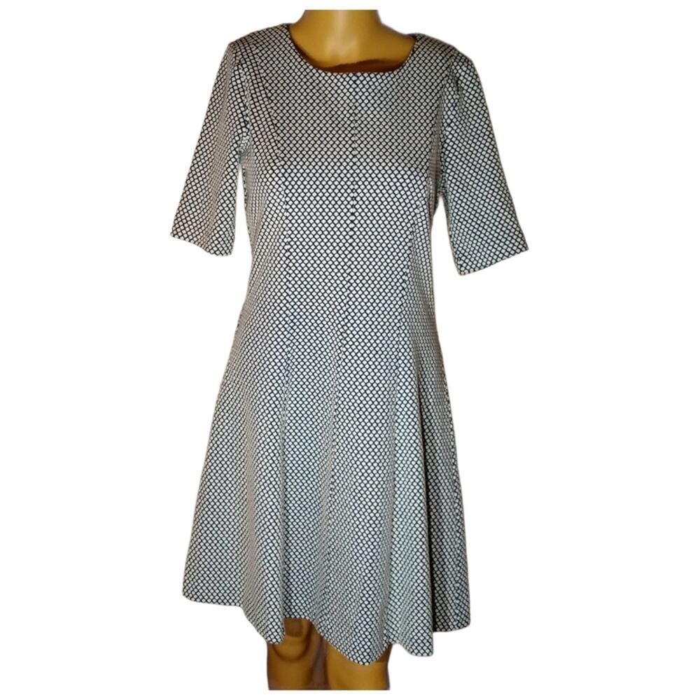 Mercer & Madison Women Size 6 Flare Dress White Black.
